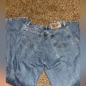 super cute vintage jeans!